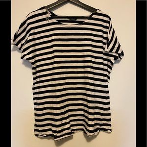 🖤🤍🖤 Reitmans size medium black and white striped top